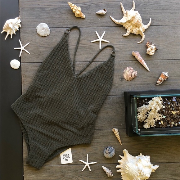 Billabong Other - 🌱🍐BILLABONG🍐🌱